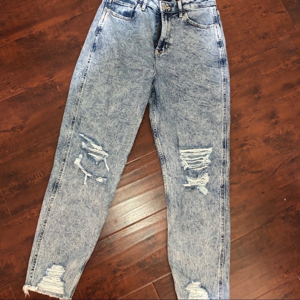 Hollister Ultra High Rose Mom Jeans